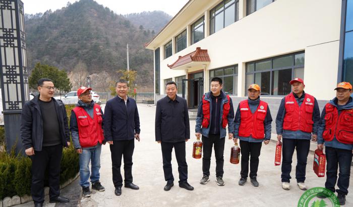 马越垠开展春节前走访慰问活动并督查重点工作