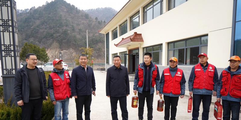 马越垠开展春节前走访慰问活动并督查重点工作